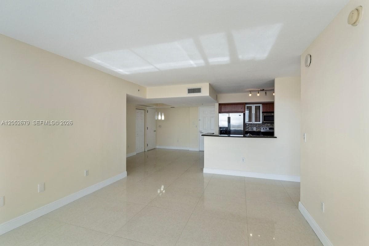 3232 SW 22nd St # 1701, Miami, FL 33145 photo 5