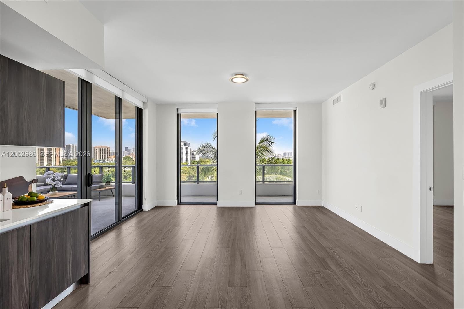 2960 NE 207th St # 811, Aventura, FL 33180 photo 5