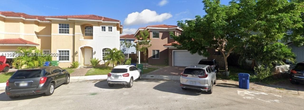 15631 SW 11th Ter, Miami, FL 33194 photo 2