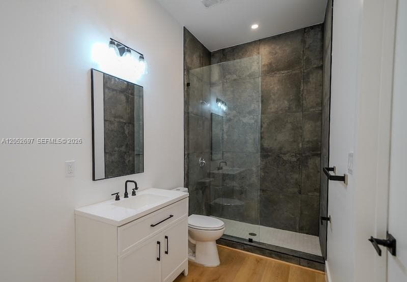 112 NW 24th Ct, Miami, FL 33125 photo 3