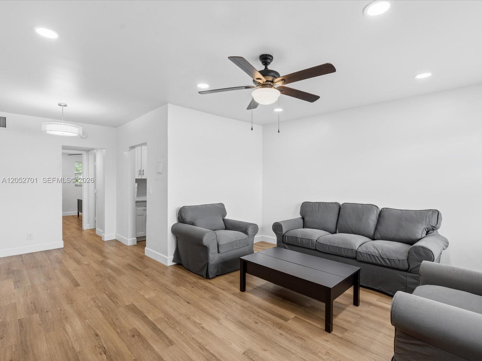 230 SW 11th Ave # 8, Hallandale Beach, FL 33009 photo 5