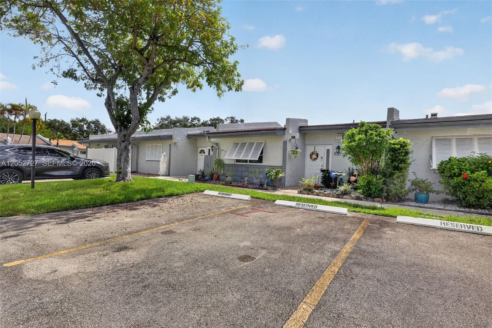 2377 N 37th Ave, Hollywood, FL 33021 photo 5