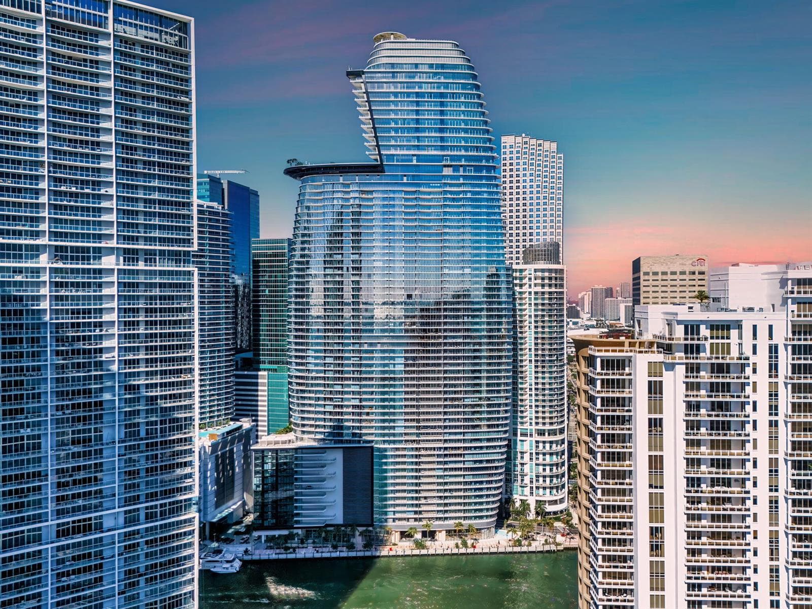 300 Biscayne Blvd Way # 1508, Miami, FL 33131 photo 2
