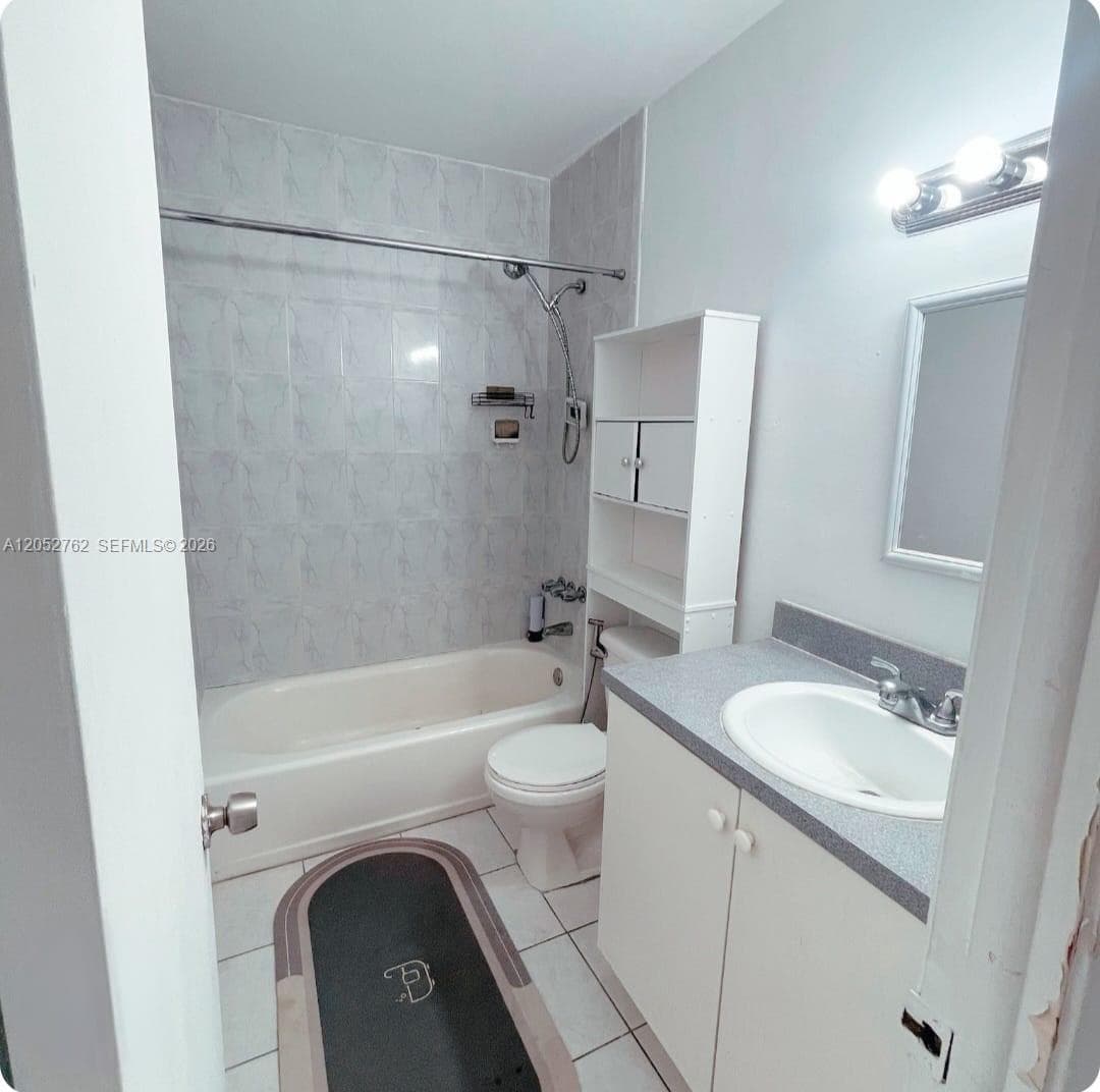 7845 Miller Dr # A202, Miami, FL 33155 photo 5
