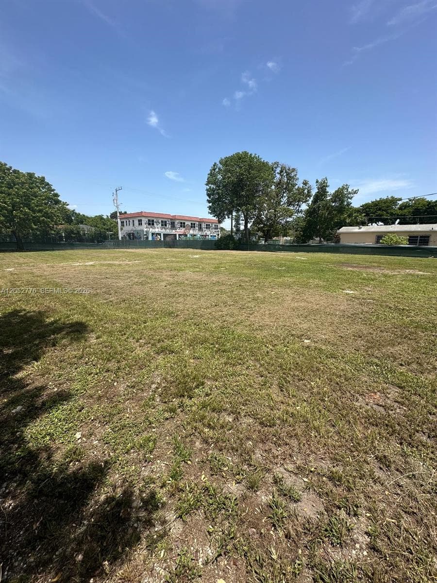 3311 NW 2nd Ave, Miami, FL 33127 photo 2