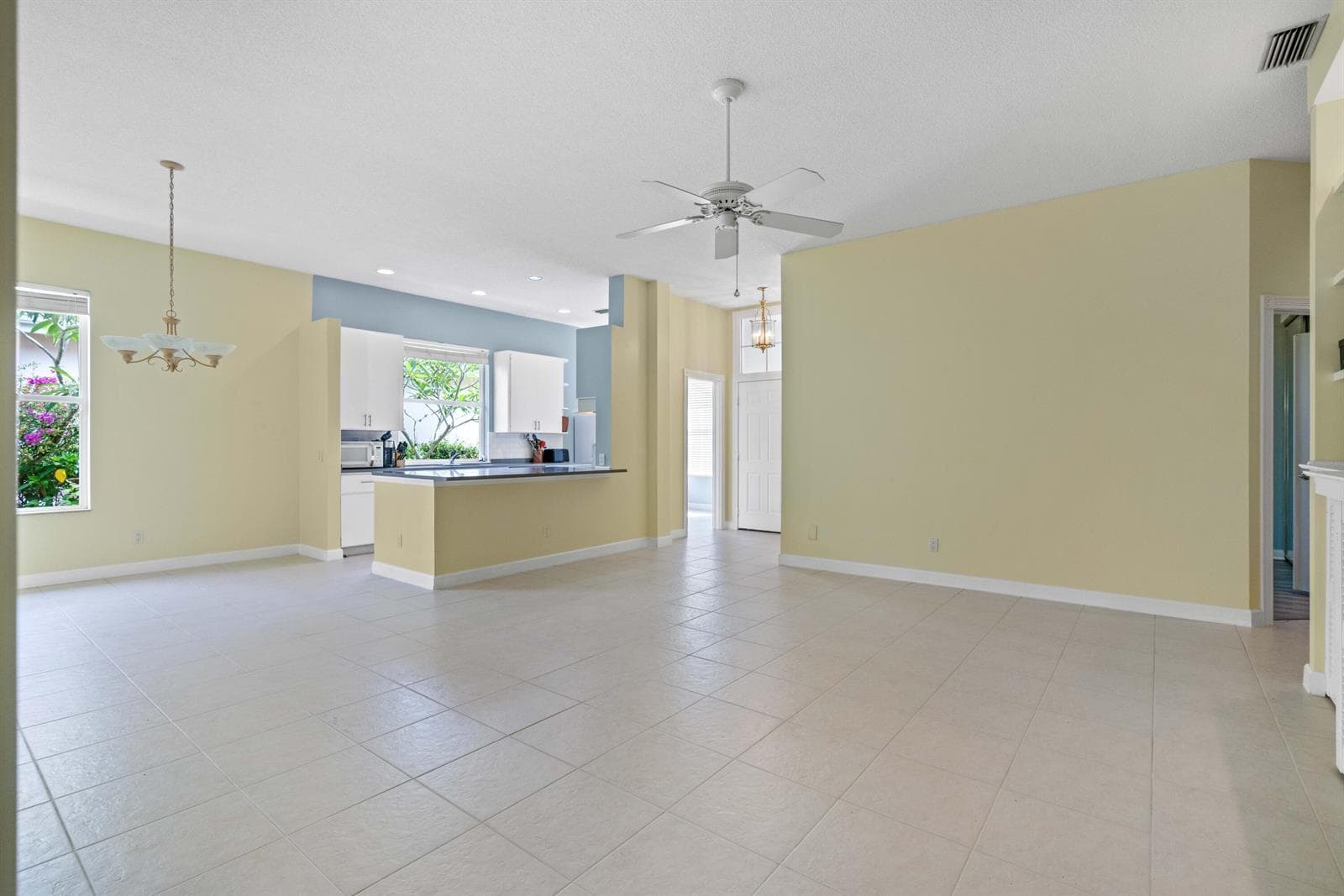 7744 SE Needle Palm Circle, Hobe Sound, FL 33455 photo 5