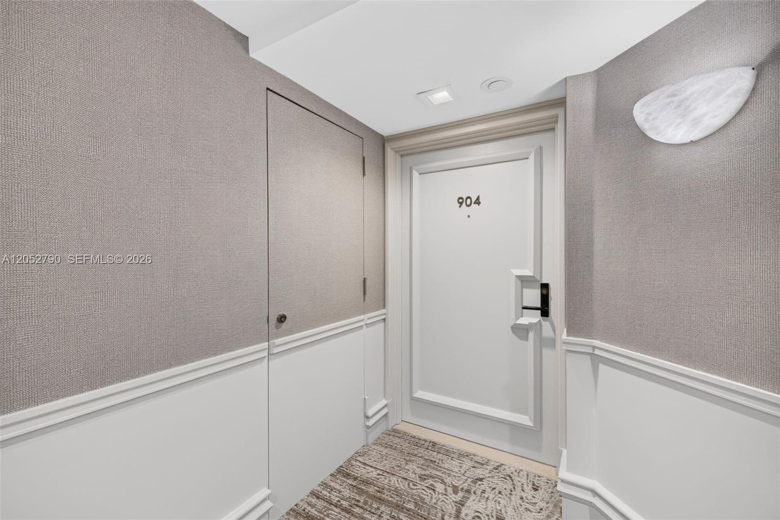 2800 ISLAND BL # 904, Aventura, FL 33160 photo 2