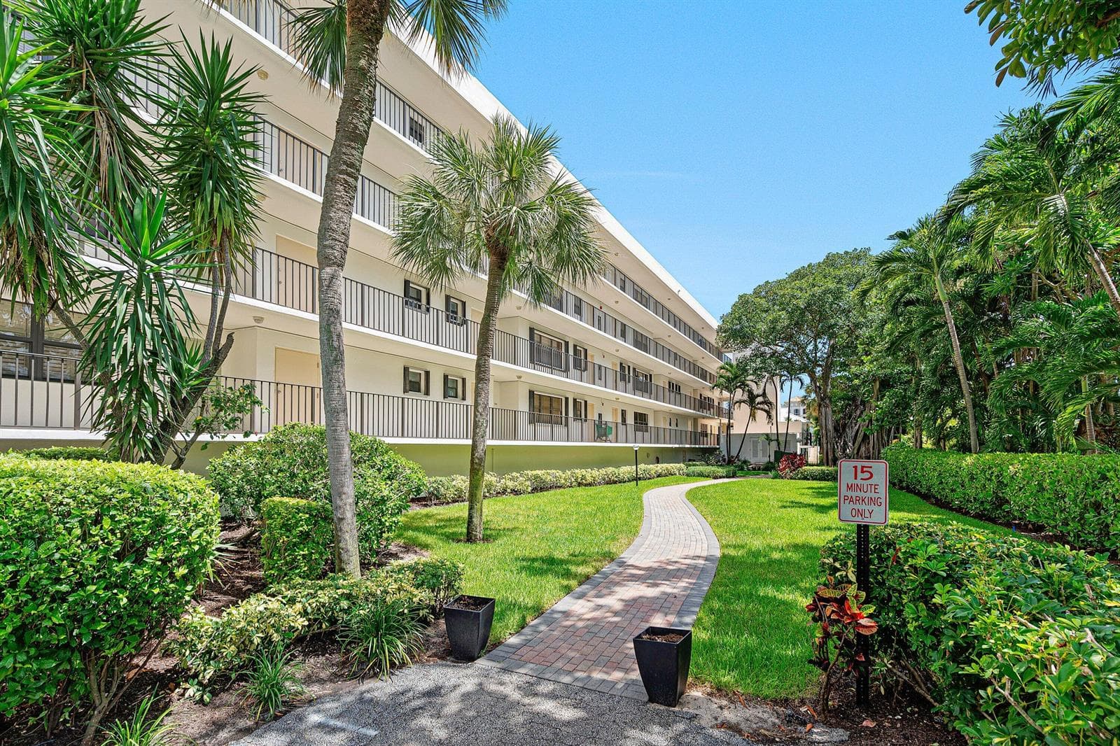 277 N OCEAN Boulevard # 1040, Boca Raton, FL 33432