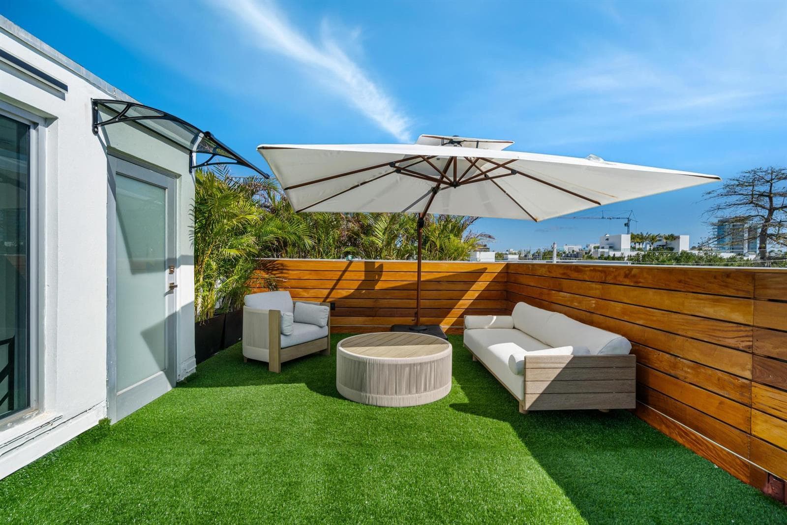 361 Jefferson Avenue, Miami Beach, FL 33139 photo 2