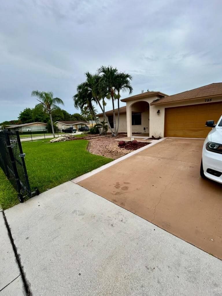 785 SW 4TH Street, Delray Beach, FL 33444 photo 3