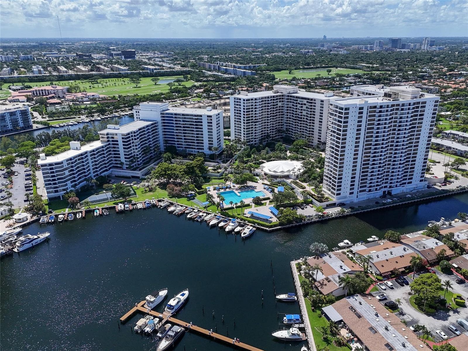 2500 PARKVIEW Drive # 1710, Hallandale Beach, FL 33009 photo 2