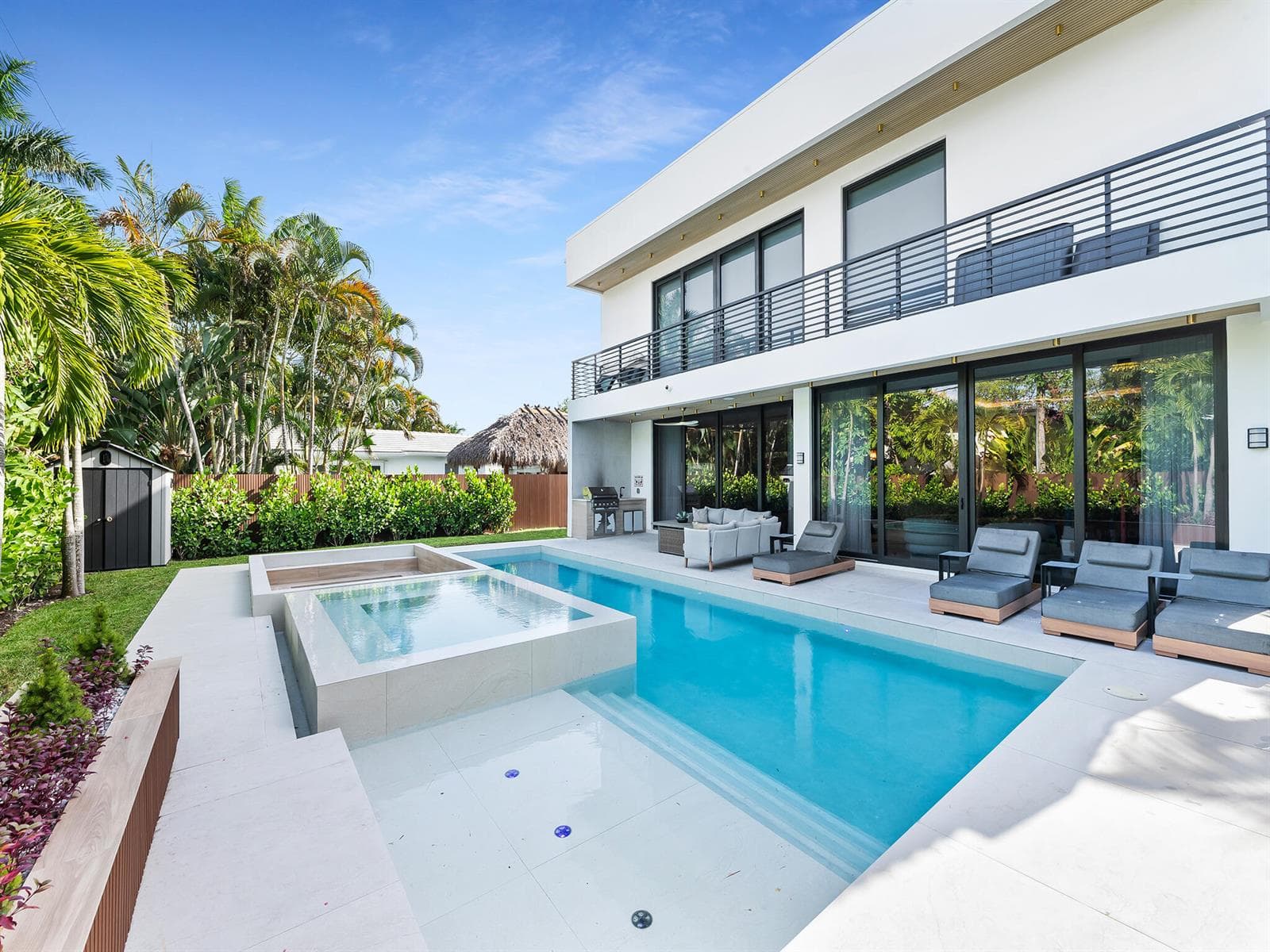 728 NE 17th Terrace, Fort Lauderdale, FL 33304