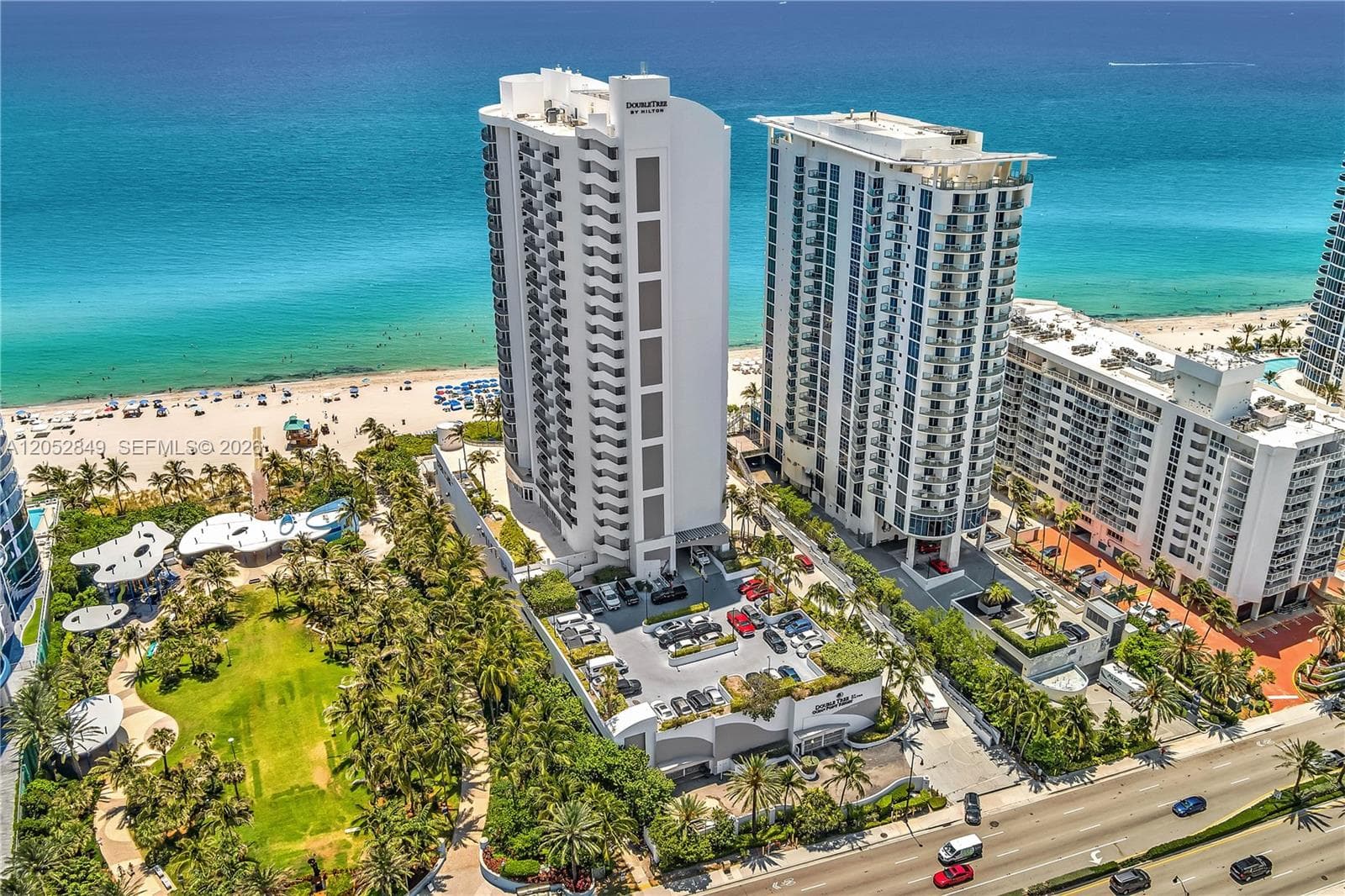 17375 Collins Ave # 1703, Sunny Isles Beach, FL 33160 photo 2