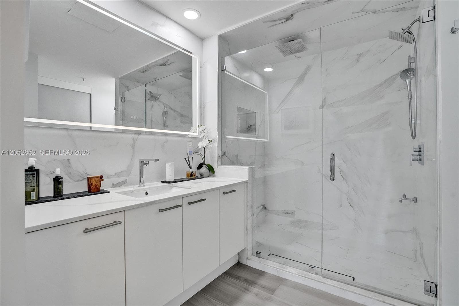 2001 Meridian Ave # 308, Miami Beach, FL 33139 photo 5