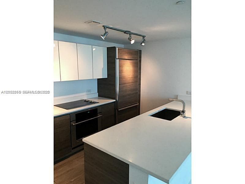 1100 S Miami Ave # 411, Miami, FL 33130 photo 3