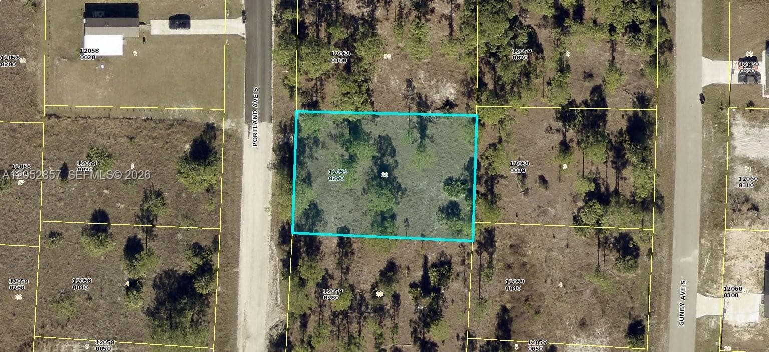 1061 S Portland Ave., Lehigh Acres, FL 33974 photo 4