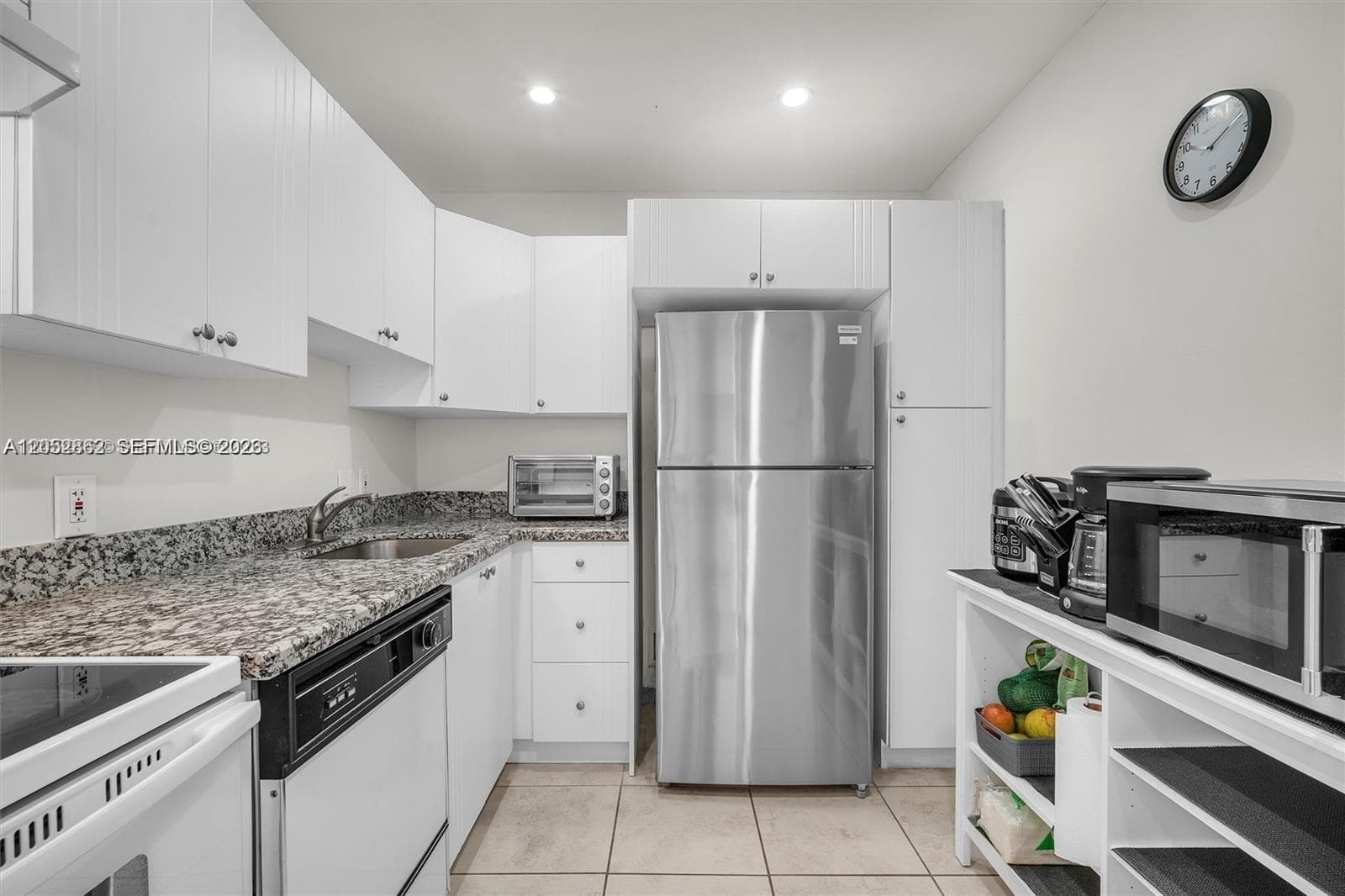 3625 N Country Club Dr # PH2, Aventura, FL 33180 photo 5