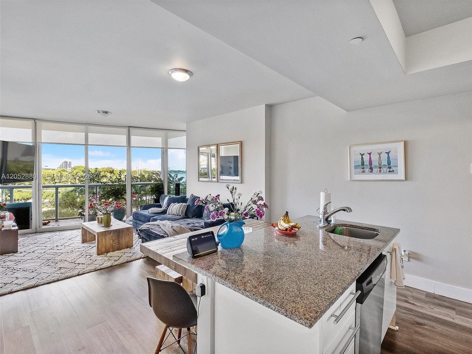 888 Biscayne Blvd # 309, Miami, FL 33132 photo 2