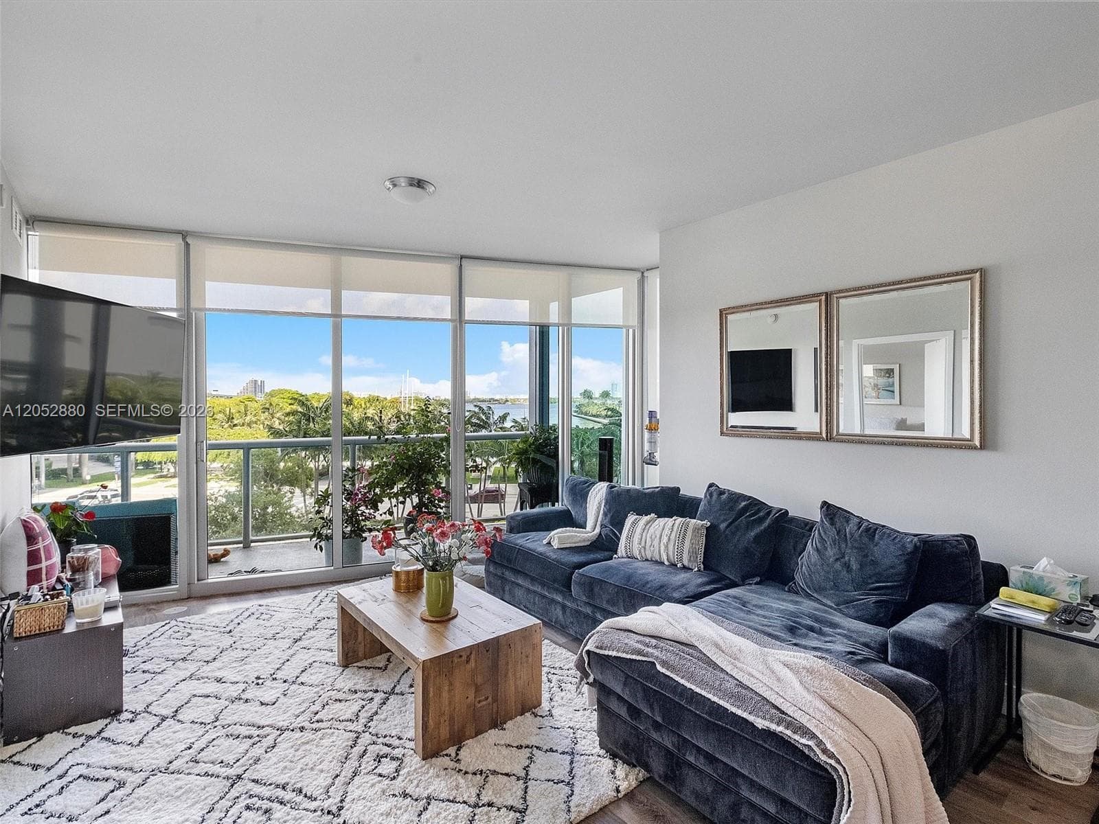 888 Biscayne Blvd # 309, Miami, FL 33132 photo 3