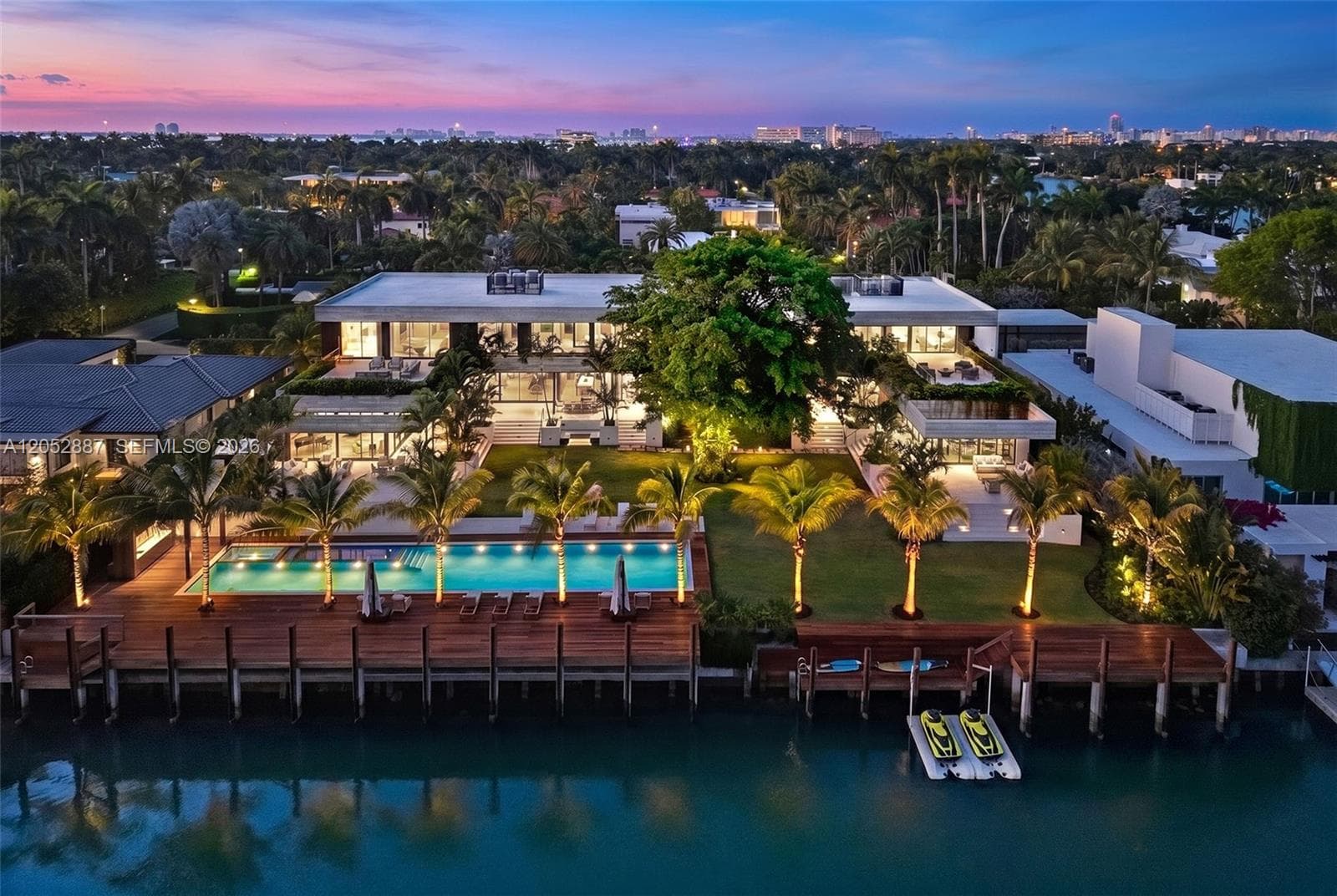 1420 W 23rd St, Miami Beach, FL 33140