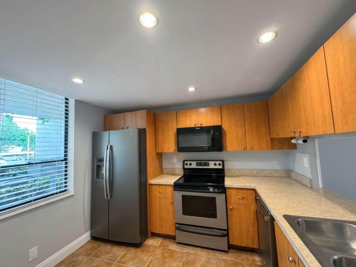 7340 NW 1ST Street # 103, Plantation, FL 33317 photo 2