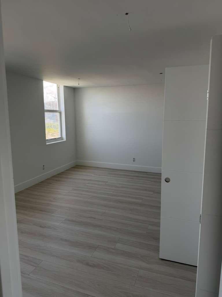 427 Golden Isles Drive # 12d, Hallandale Beach, FL 33009 photo 3
