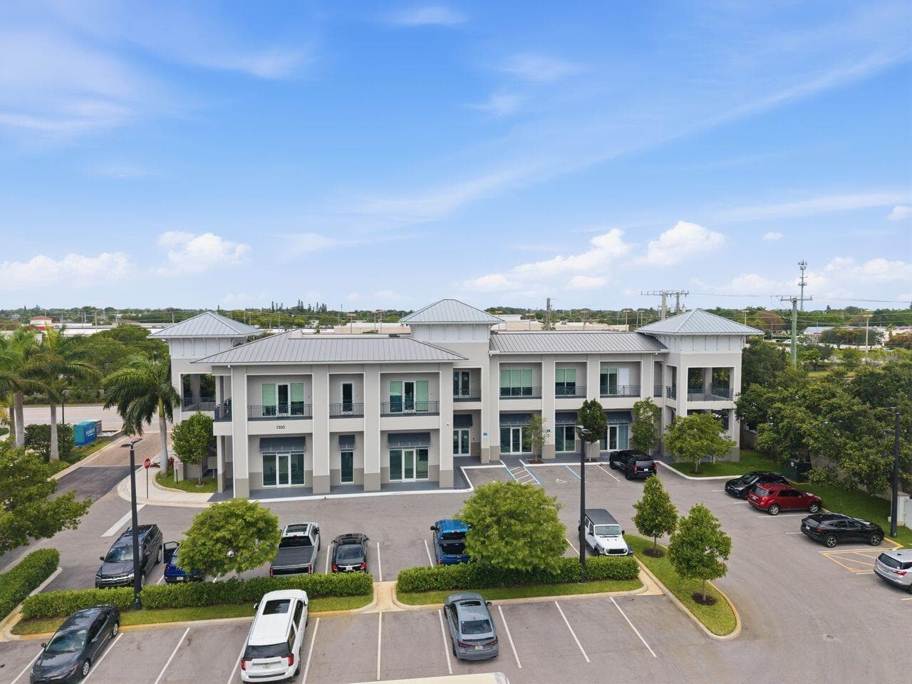 1300 S DIXIE Highway # 100, Lantana, FL 33462