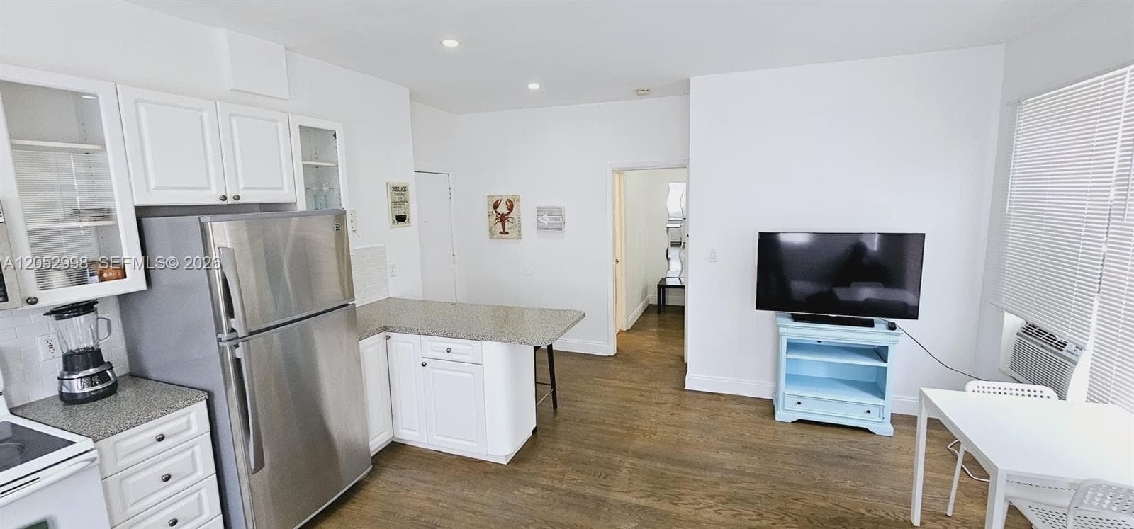 842 Meridian Ave # 3D, Miami Beach, FL 33139 photo 4