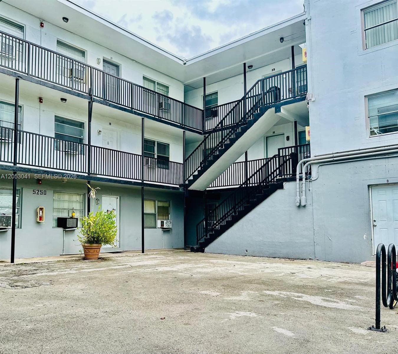 5300 NW 26th Ave # 21, Miami, FL 33142 photo 3