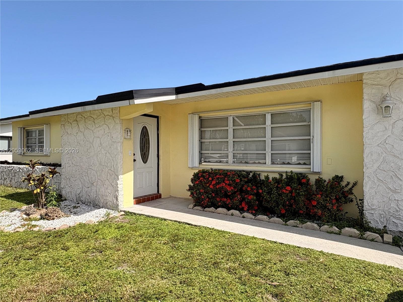 11851 NW 23rd St, Pembroke Pines, FL 33026 photo 3