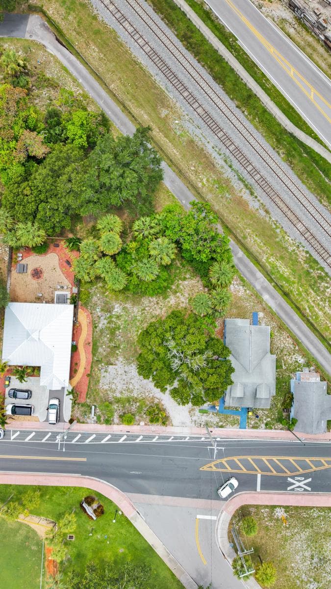 312 SE M.l.k. Jr Boulevard, Stuart, FL 34994 photo 2