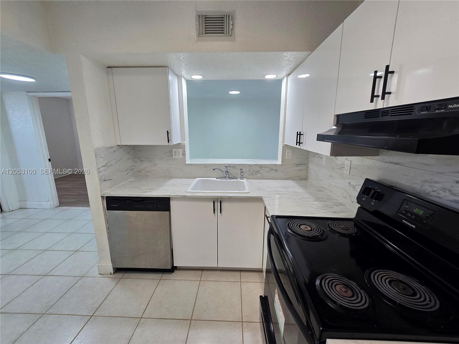 12555 NW 11th Way # 103, Miami, FL 33182 photo 5