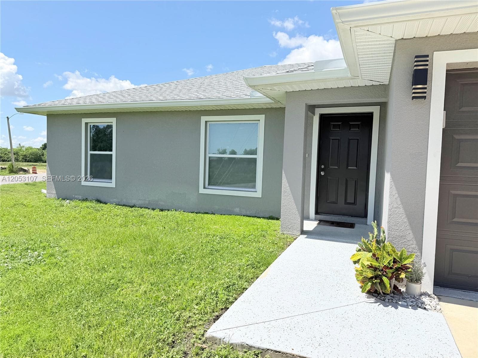 700 Connecticut # Ln, Lehigh Acres, FL 33936 photo 3