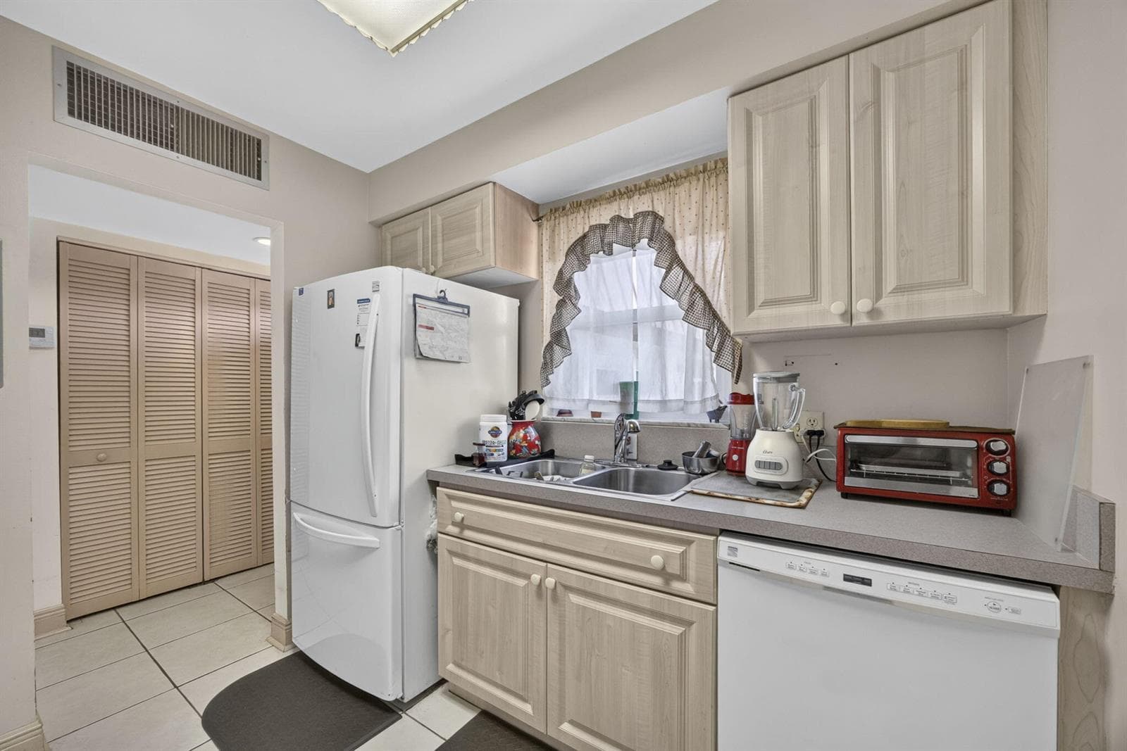 12022 W Greenway Drive # 201, Royal Palm Beach, FL 33411 photo 5