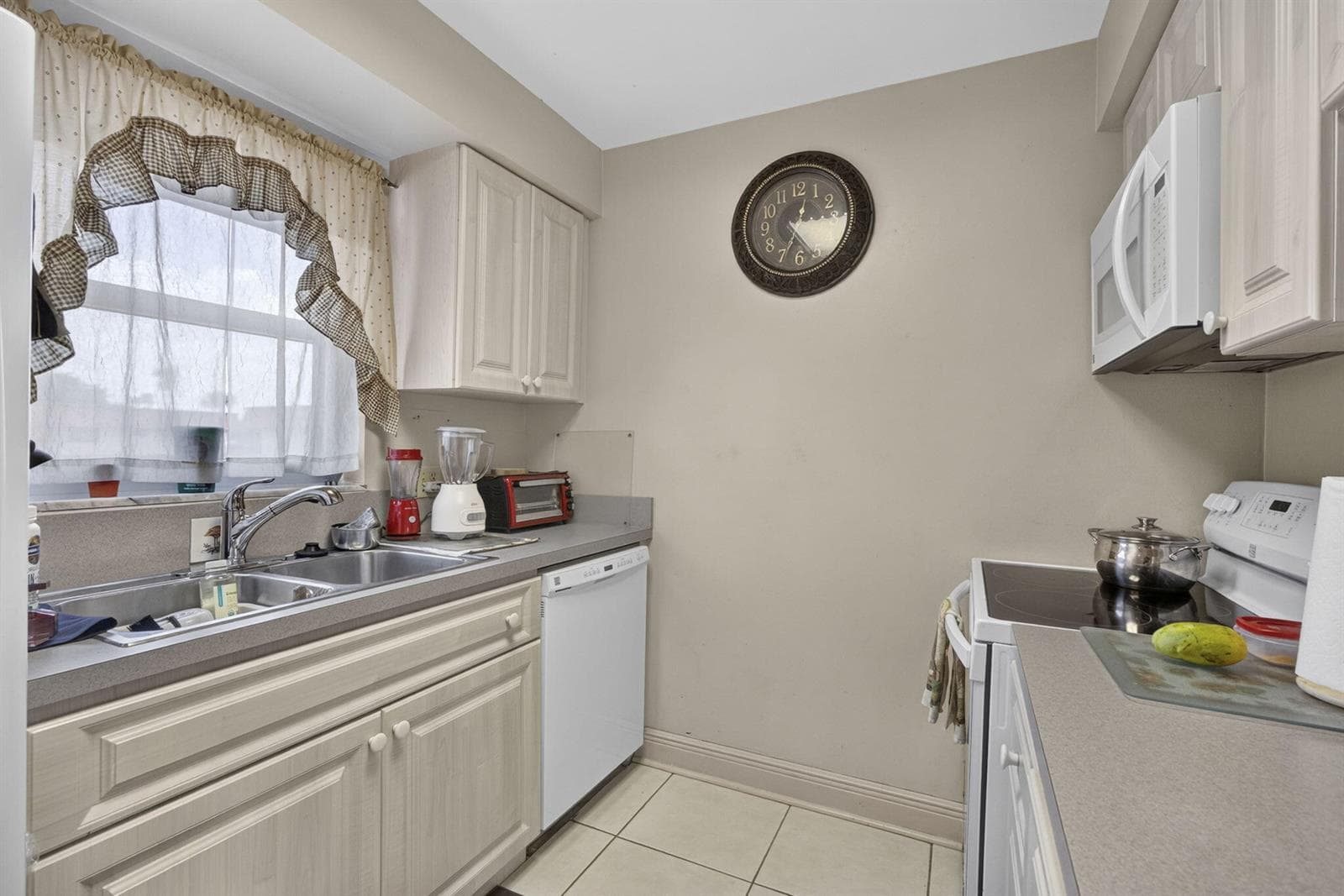 12022 W Greenway Drive # 201, Royal Palm Beach, FL 33411 photo 4
