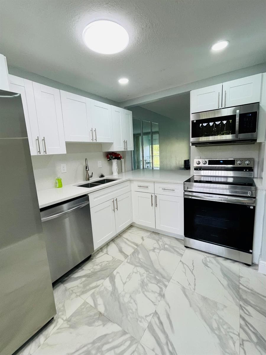5980 NW 64TH Avenue # 203, Tamarac, FL 33319 photo 2