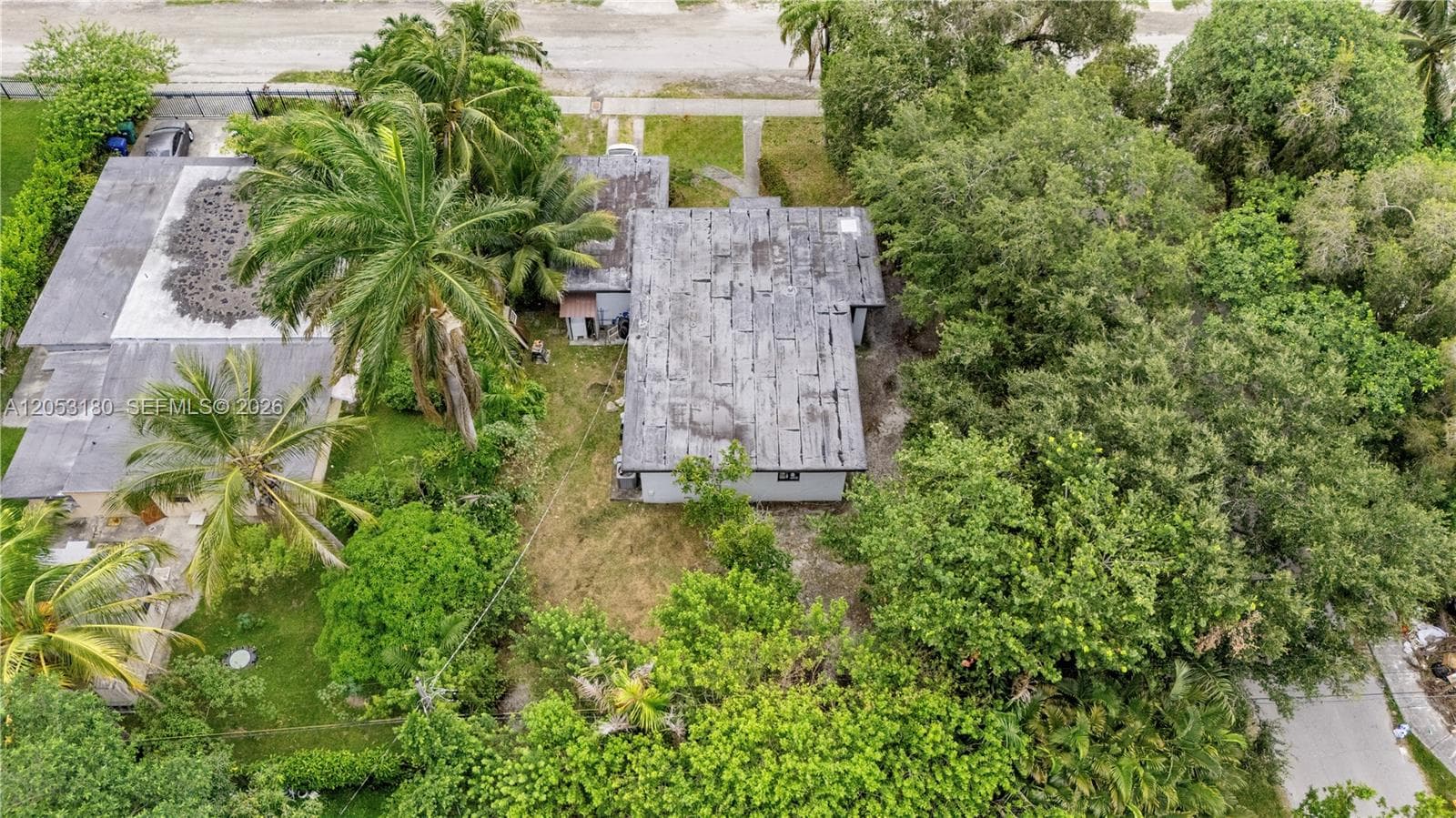 106 NW 84th St, Miami, FL 33150 photo 2