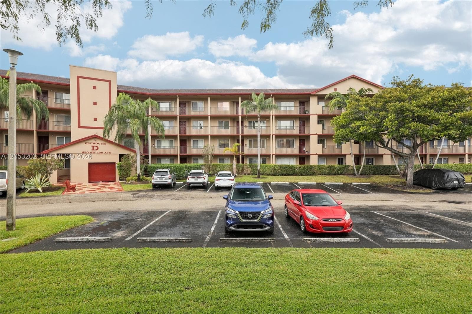 850 SW 138th Ave # 208D, Pembroke Pines, FL 33027 photo 2