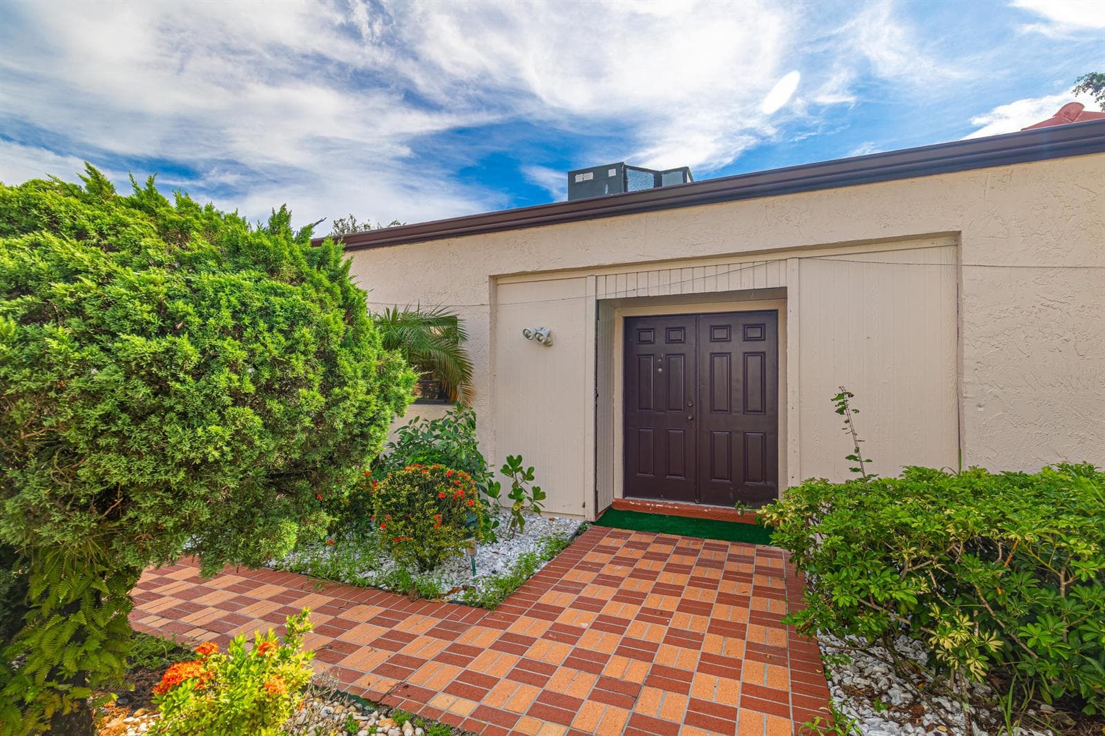 8008 Eastlake Drive, Boca Raton, FL 33433