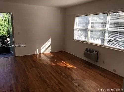 1235 Euclid Ave # 8, Miami Beach, FL 33139 photo 2