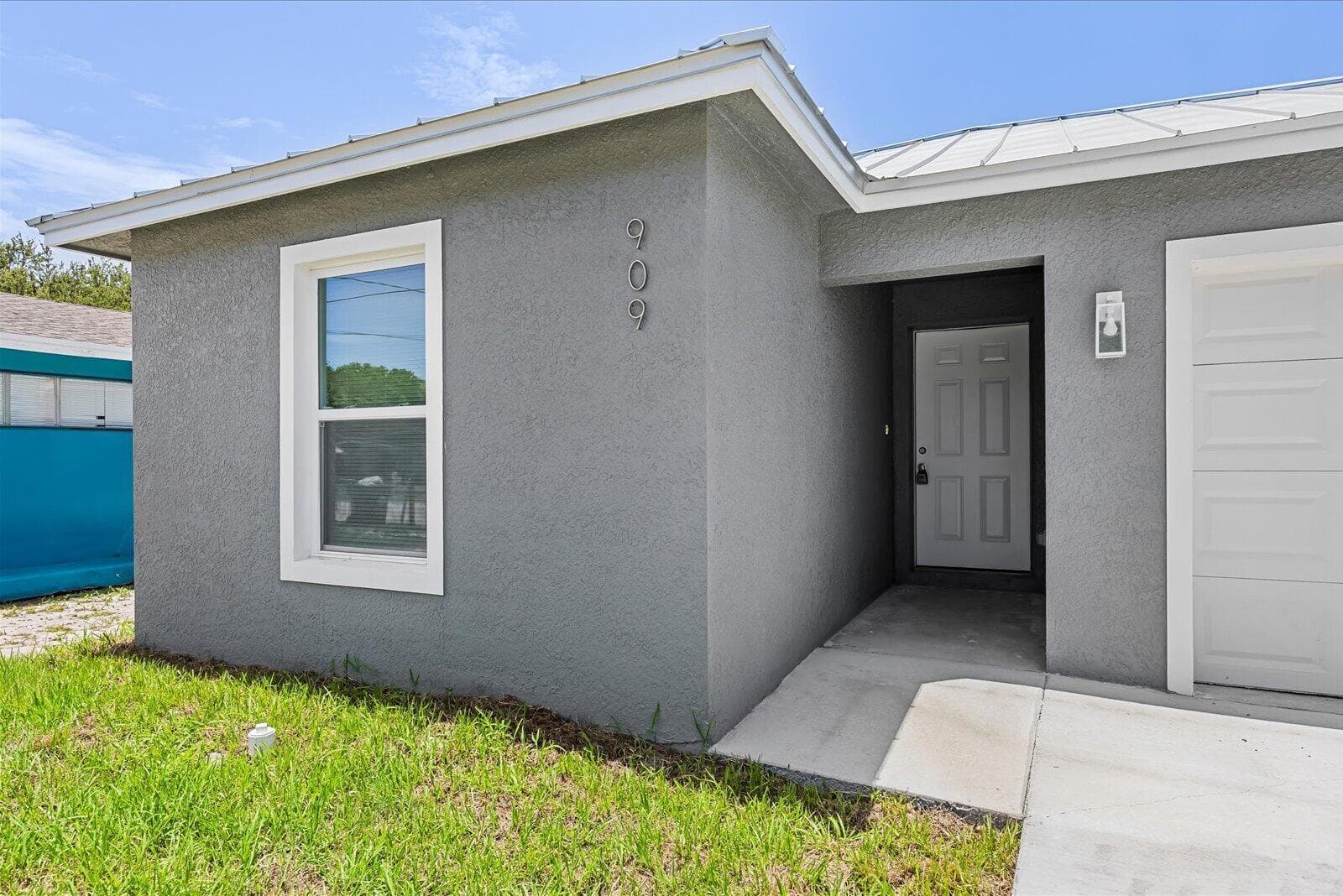 909 20TH N, Fort Pierce, FL 34950 photo 4