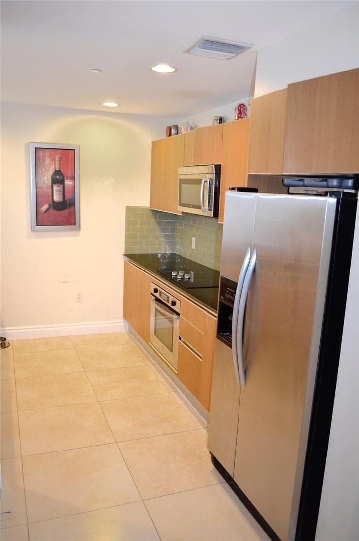 1060 Brickell Avenue # 1617, Miami, FL 33131 photo 4