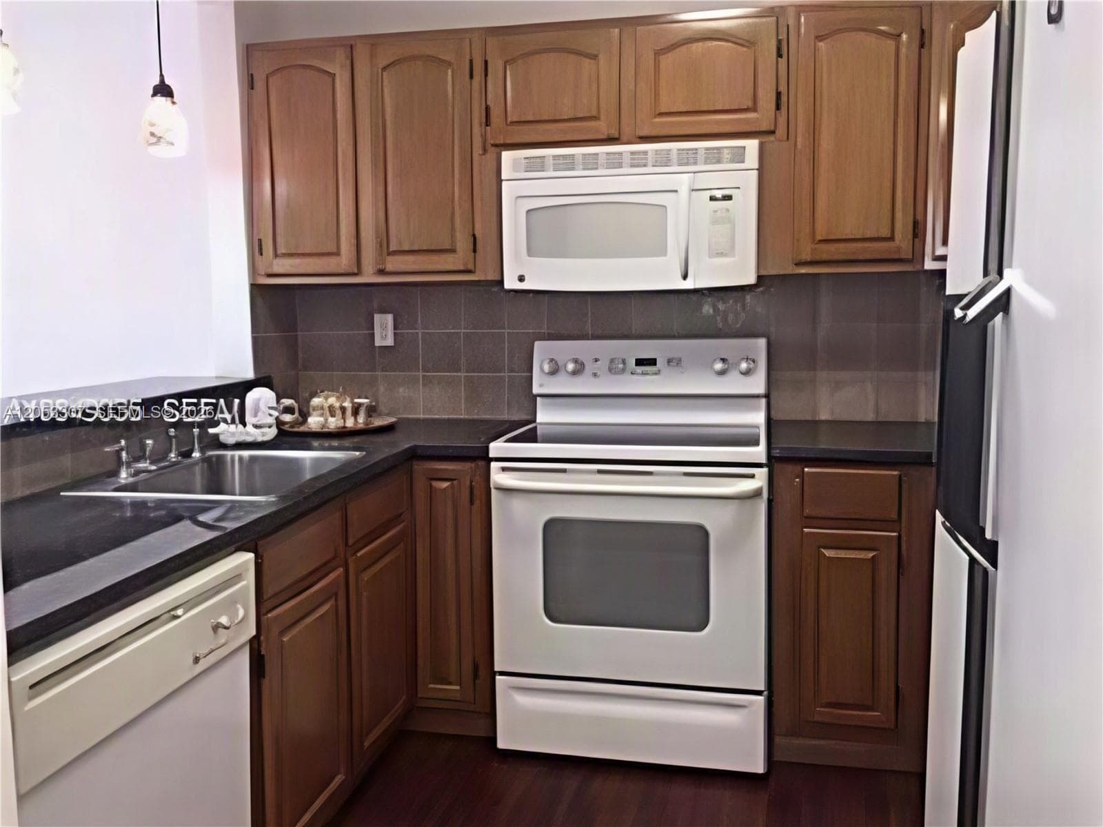 8185 NW 7th St. # 101, Miami, FL 33126 photo 4