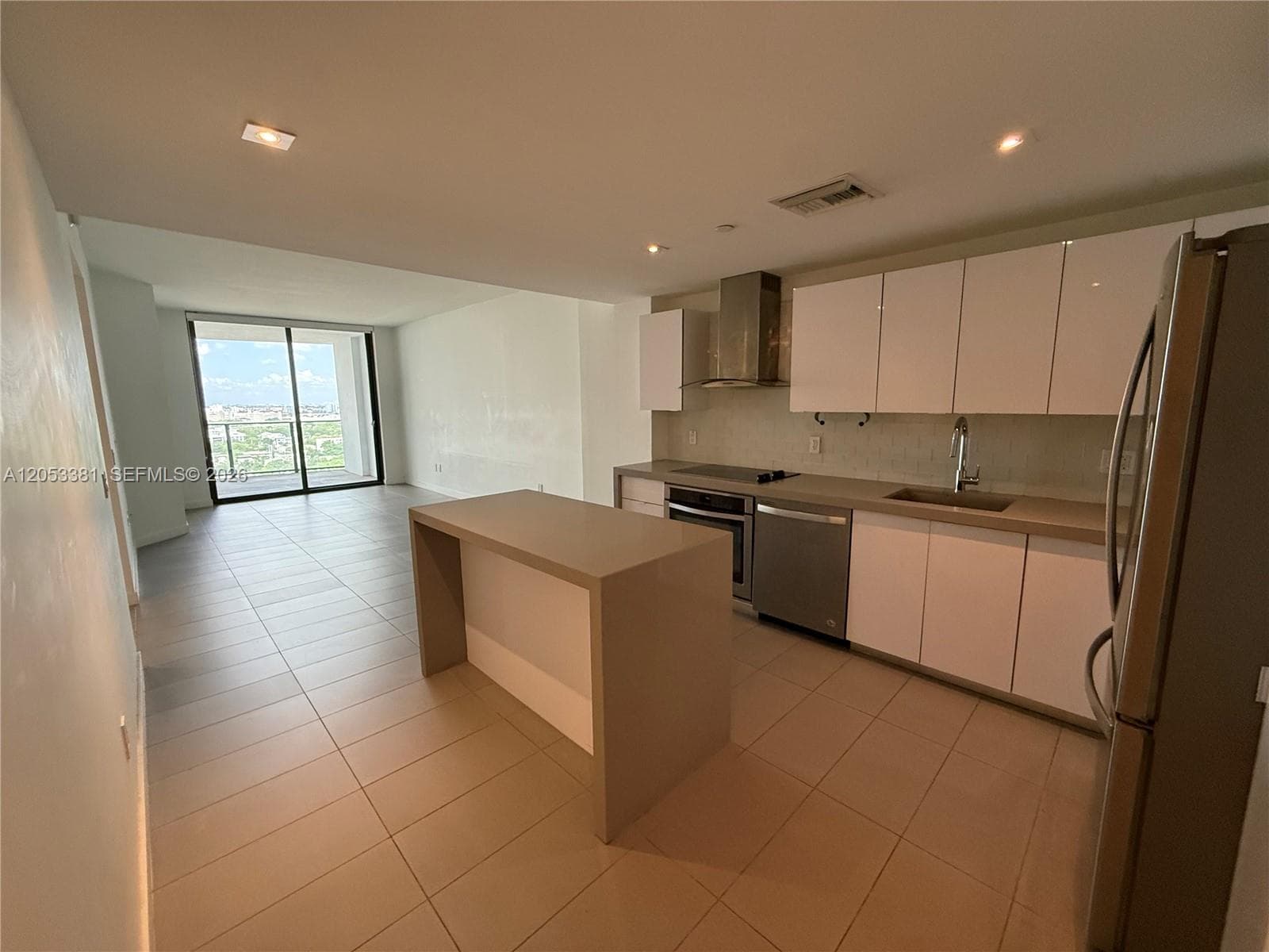 1600 NE 1st Ave # 1711, Miami, FL 33132 photo 2