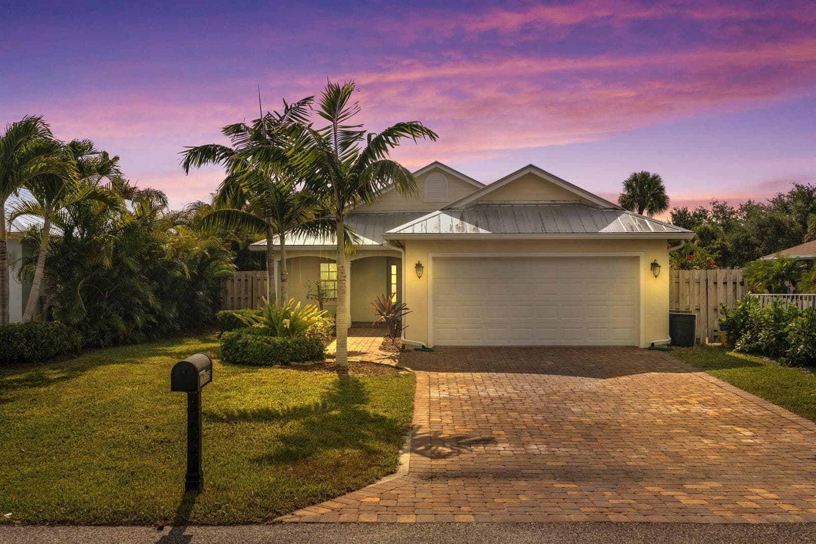 17735 CARVER Avenue, Jupiter, FL 33458 photo 2