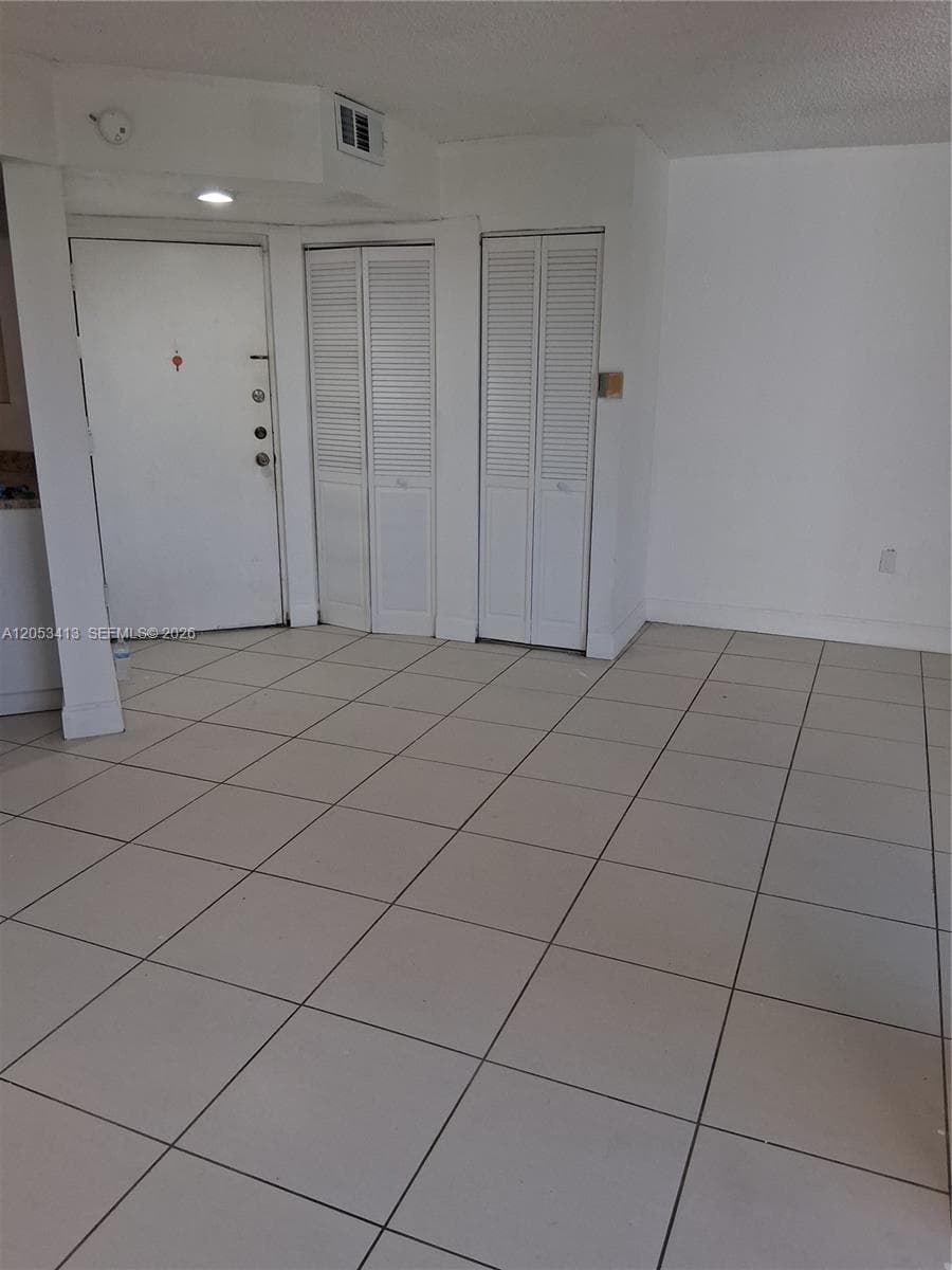 8255 SW 152nd Av # E-403, Unincorporated Dade County, FL 33193 photo 5