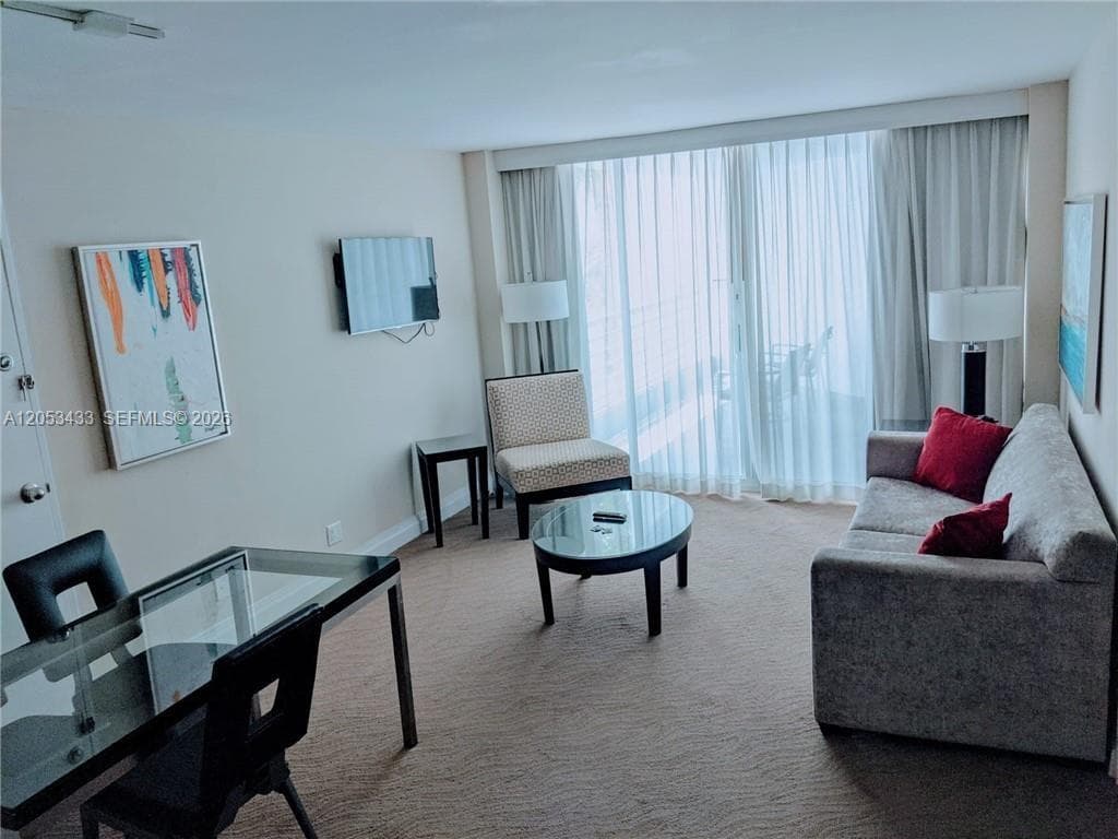 2670 E Sunrise Blvd # 523, Fort Lauderdale, FL 33304