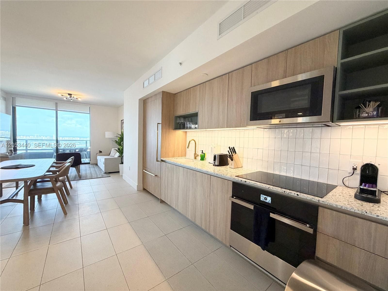 159 NE 6th St # 3215, Miami, FL 33132 photo 2