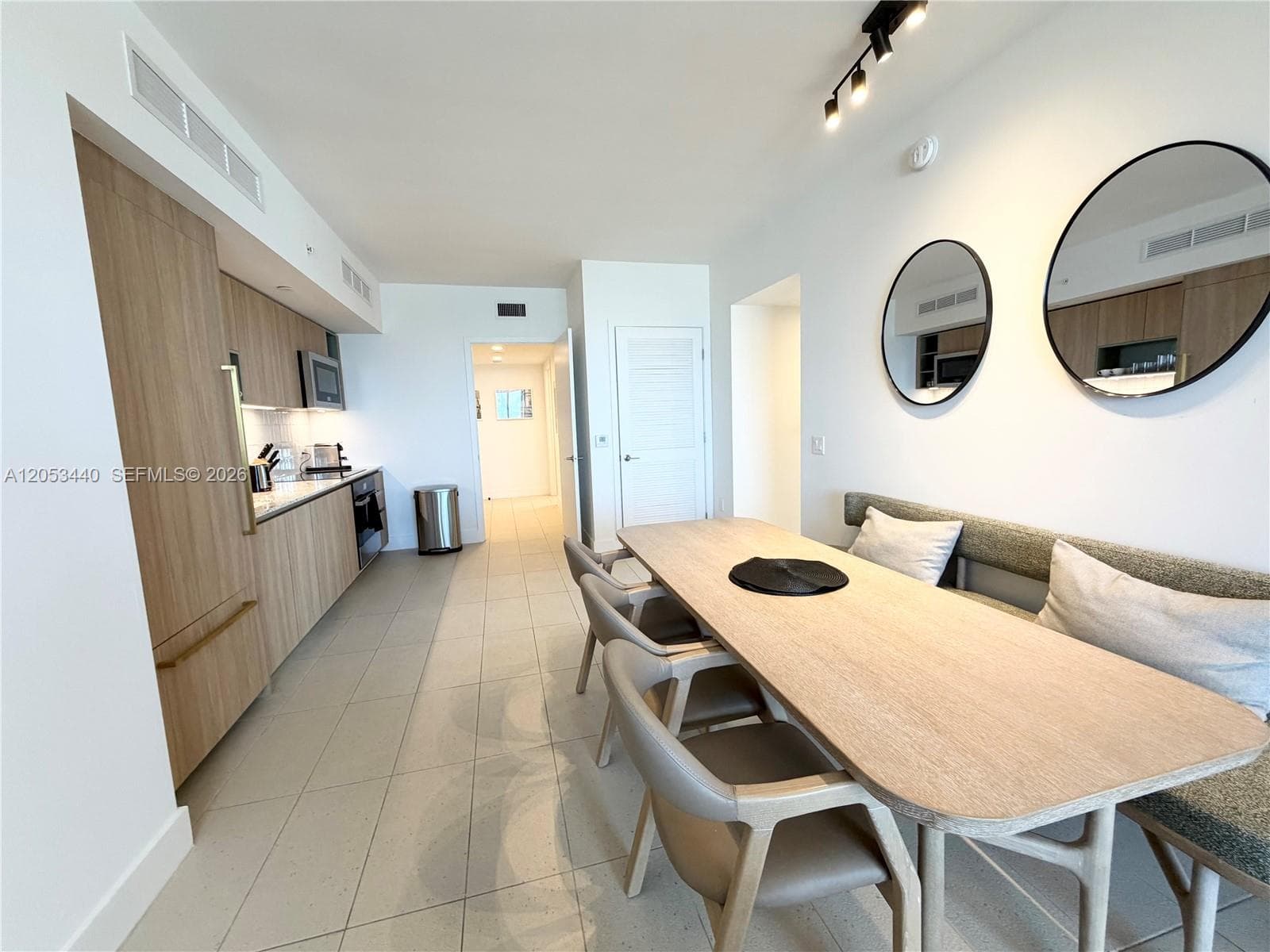 159 NE 6th St # 3215, Miami, FL 33132 photo 5