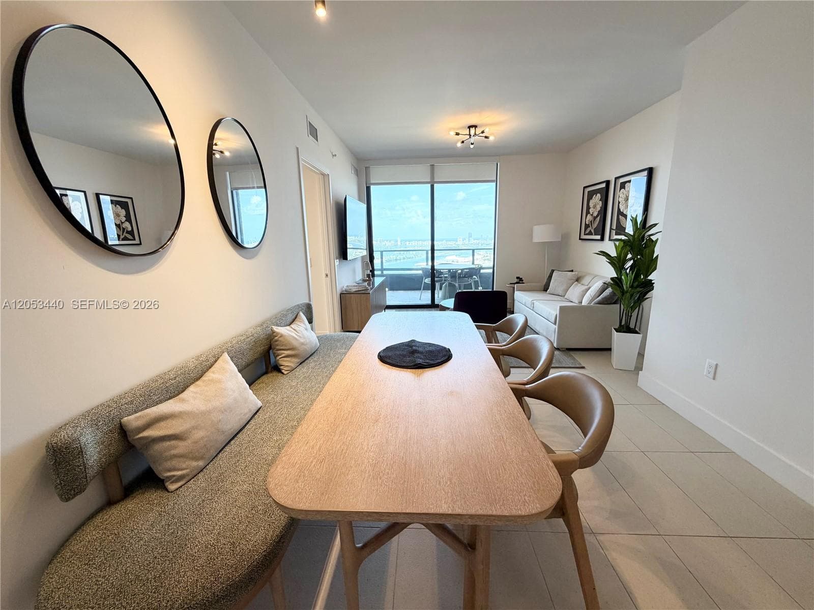 159 NE 6th St # 3215, Miami, FL 33132 photo 4